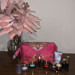 Estée Lauder NWT 12 Piece Bundle